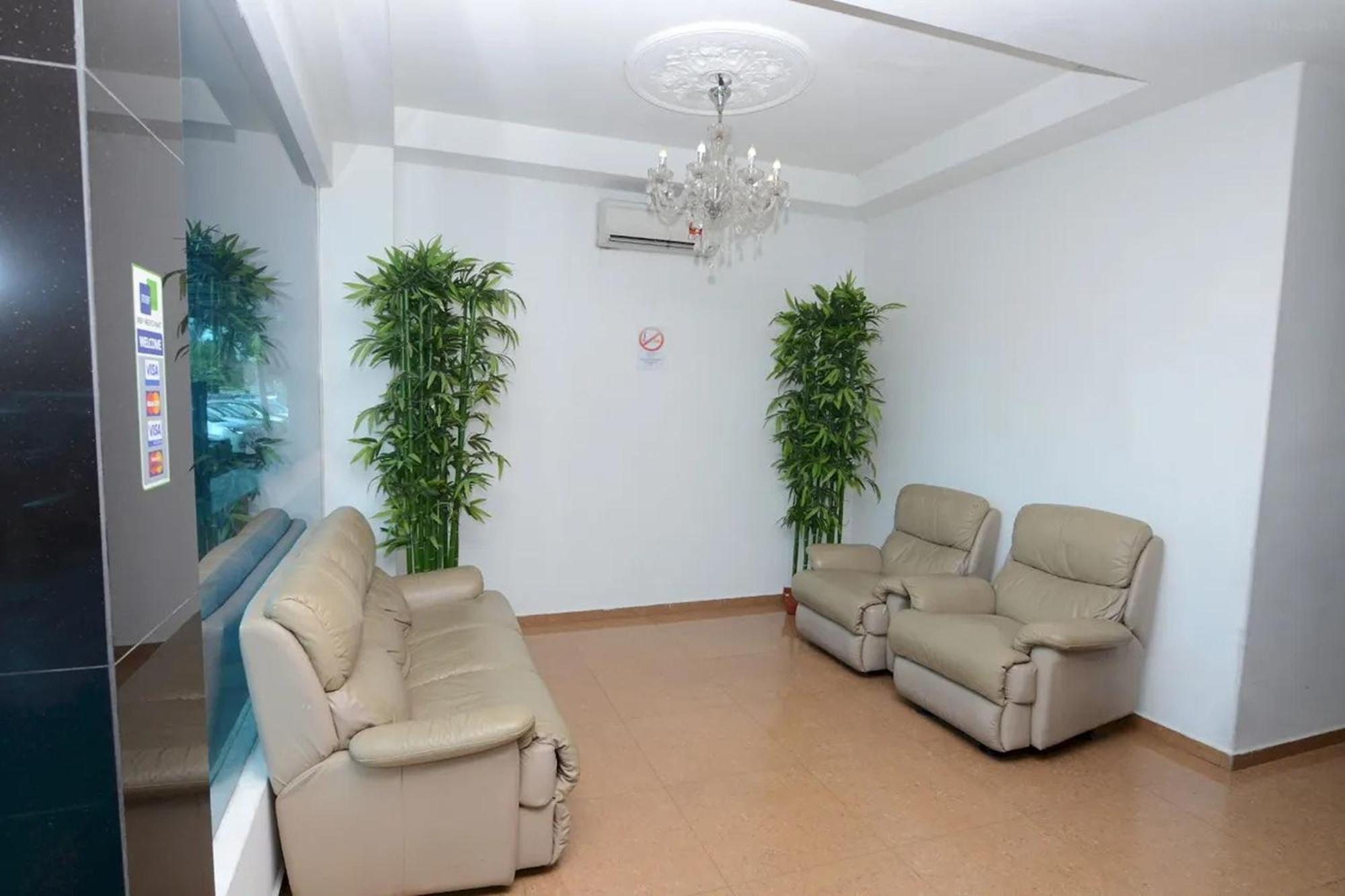 Hotel Alam Indi Джохор-Бару Экстерьер фото